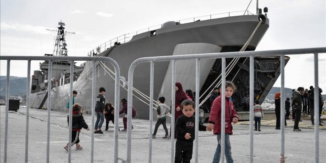 barco de refugiados