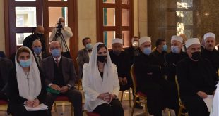 عبد تشارك في جلسة المجلس المذهبي