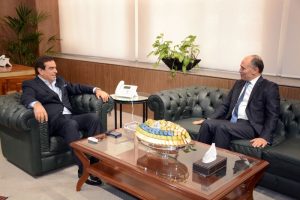 قرداحي مع سفير تونس