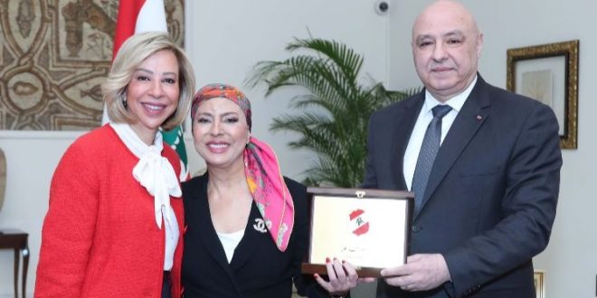 عون هدى شديد