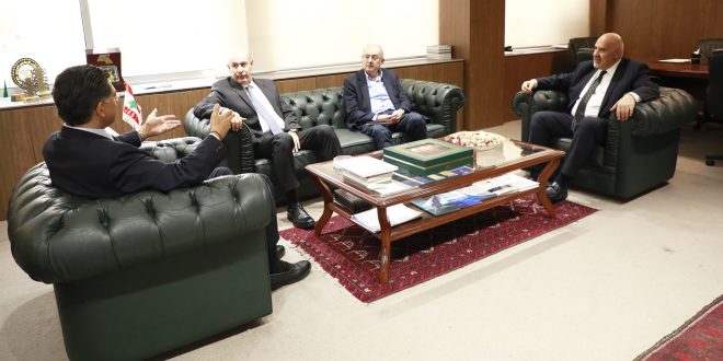 وزير الاعلام استقبل رئيس ديوان المحاسبة والمدعي العام