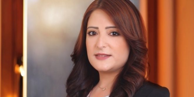 فيولا مخزوم