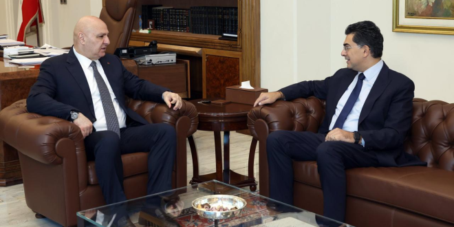 الرئيس عون مرقص