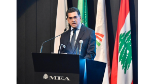 مرقص في افتتاح