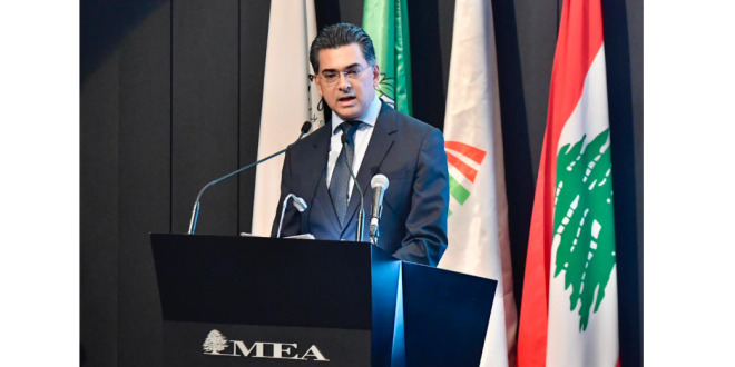 مرقص في افتتاح