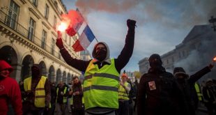 manifestantes-durante-huelga-general-este-martes-paris